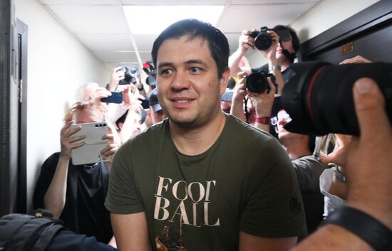Russia Baza Media Outlet Chief Editor Arrest