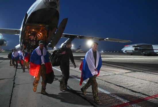 Russia Ukraine Military Operation POWs Exchange