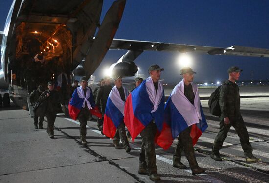 Russia Ukraine Military Operation POWs Exchange