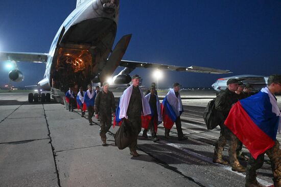 Russia Ukraine Military Operation POWs Exchange