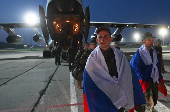 Russia Ukraine Military Operation POWs Exchange