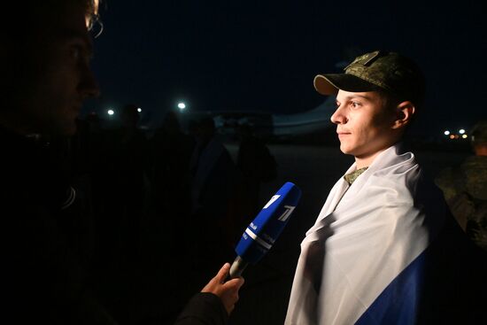 Russia Ukraine Military Operation POWs Exchange