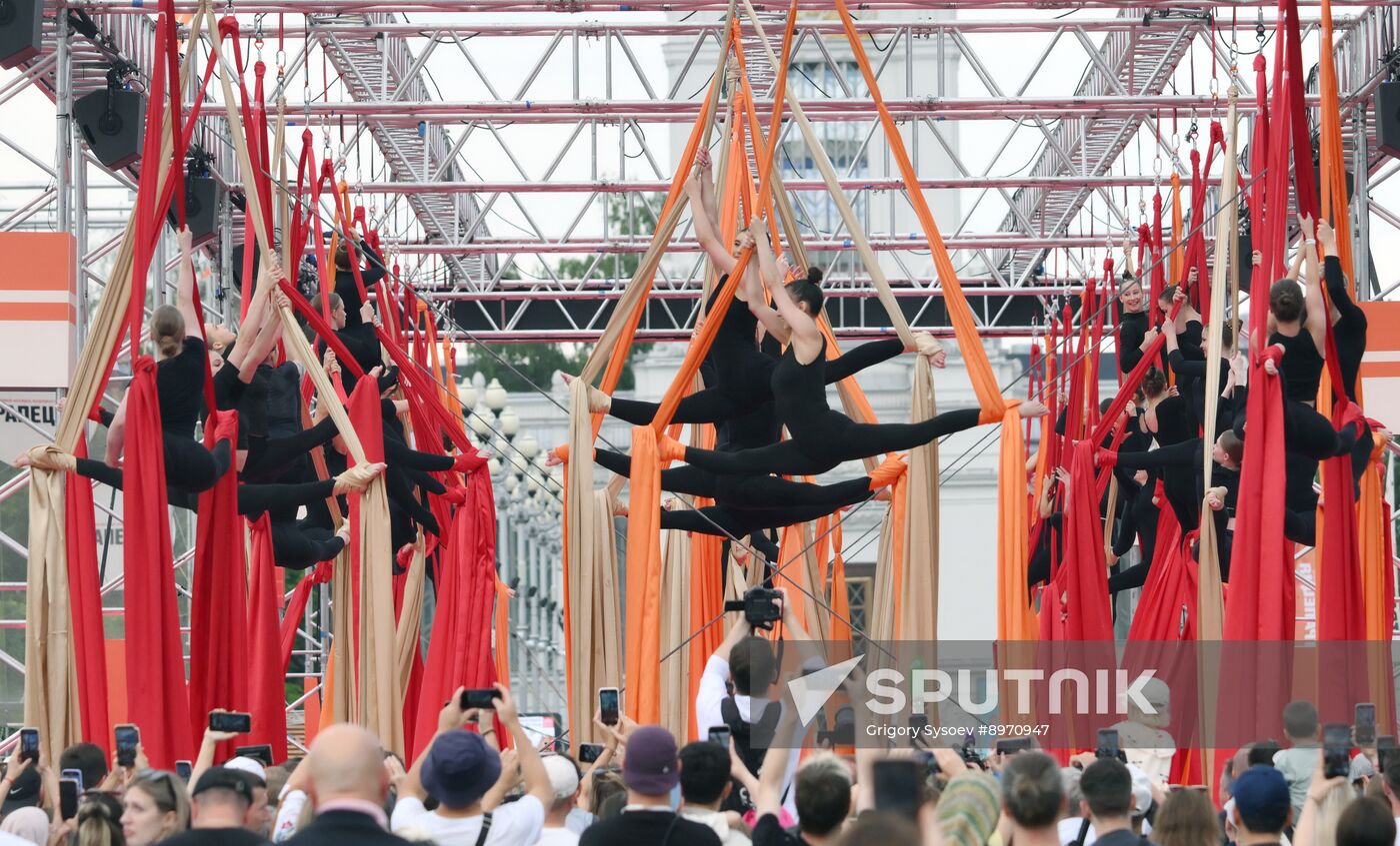 Russia Trapeze Artist Festival