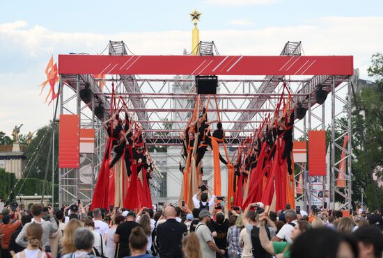 Russia Trapeze Artist Festival