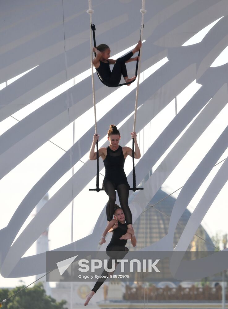 Russia Trapeze Artist Festival