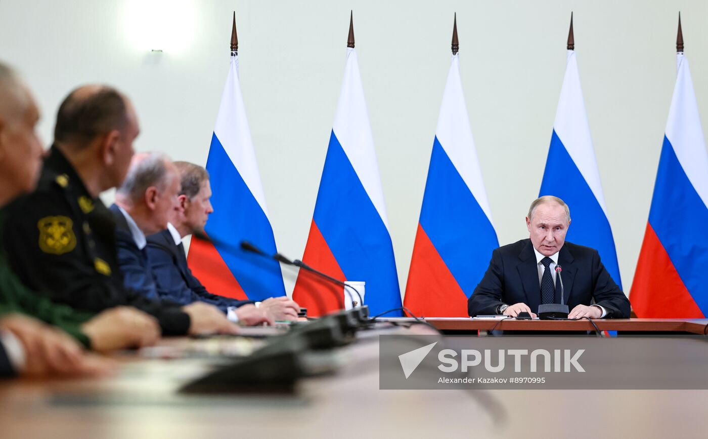 Russia Putin Northwestern Federal District