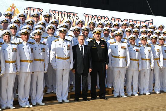 Russia Putin Northwestern Federal District