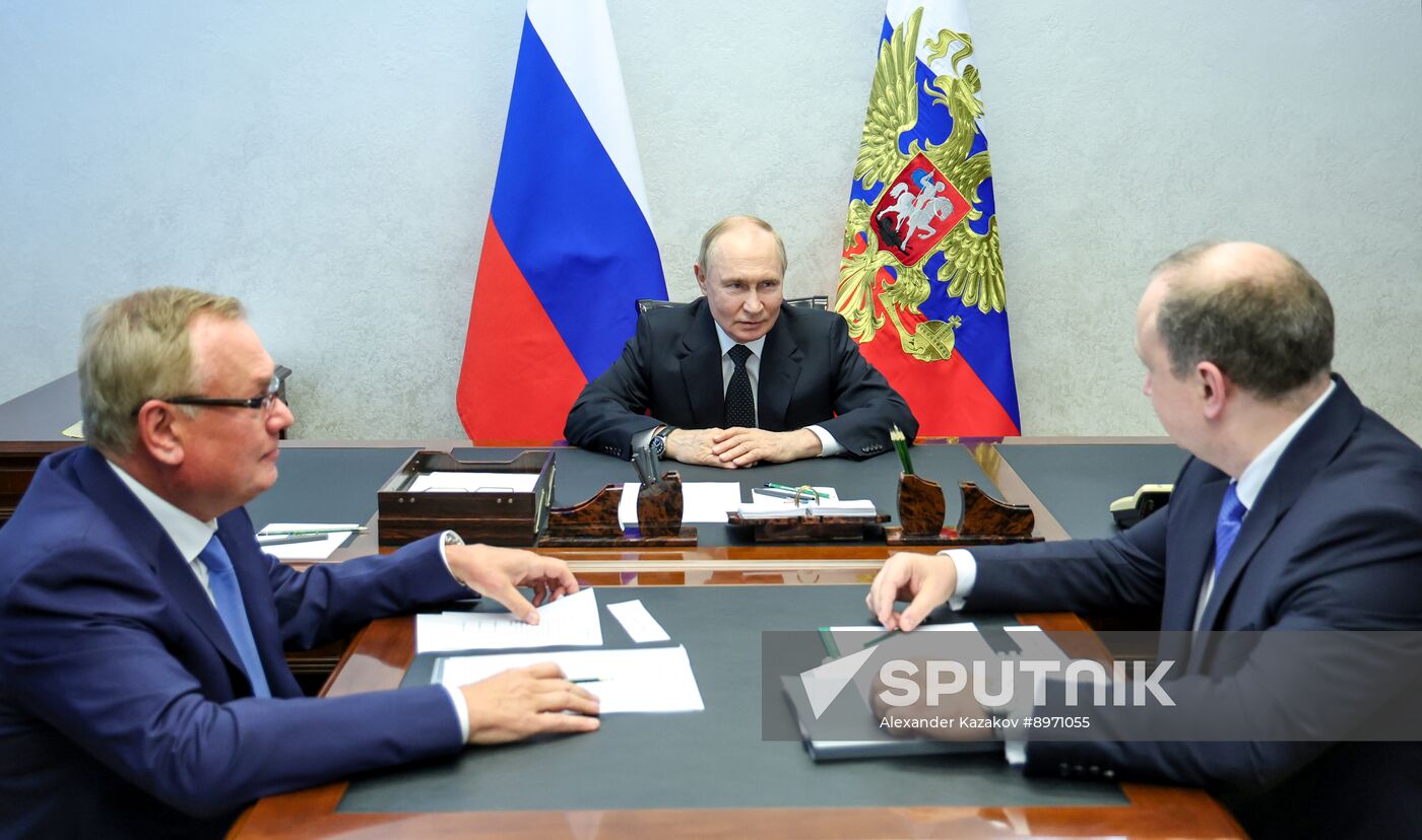 Russia Putin Northwestern Federal District