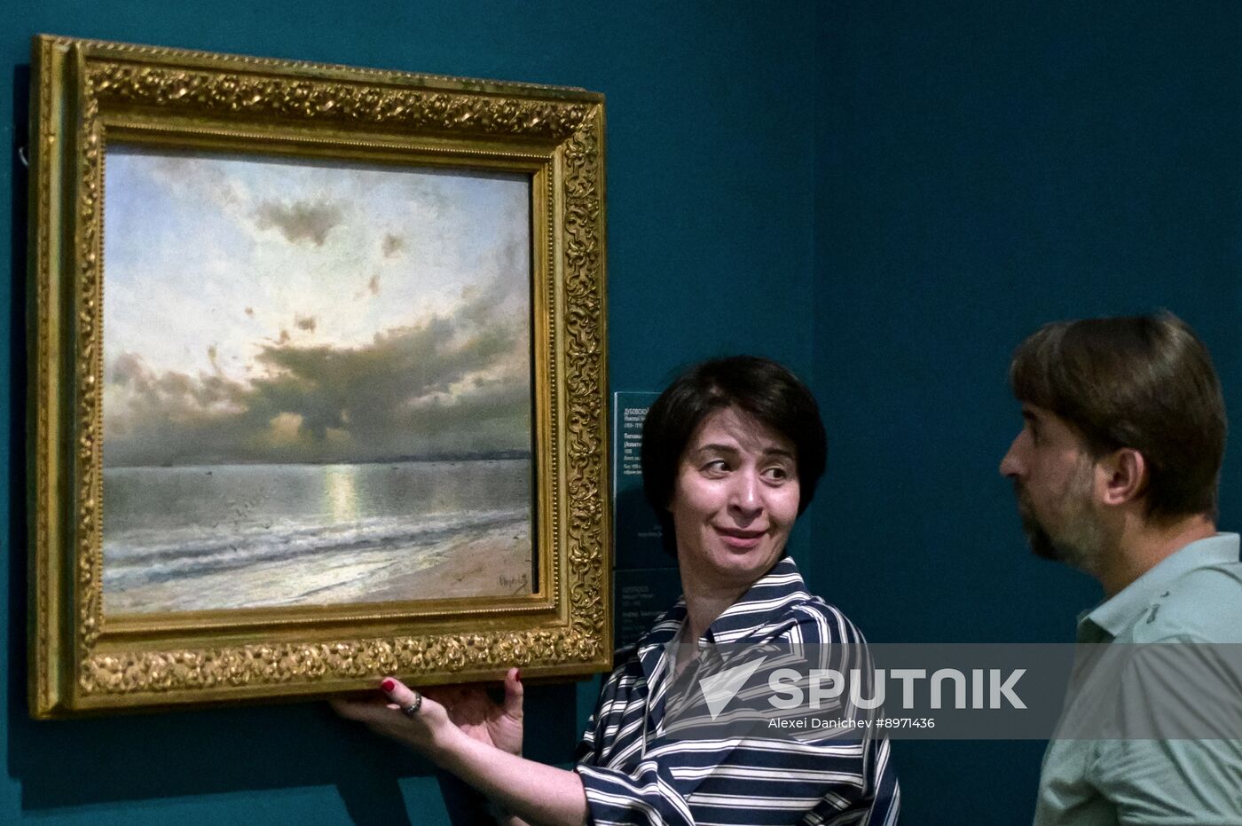 Russia Art Seascape Exhibition