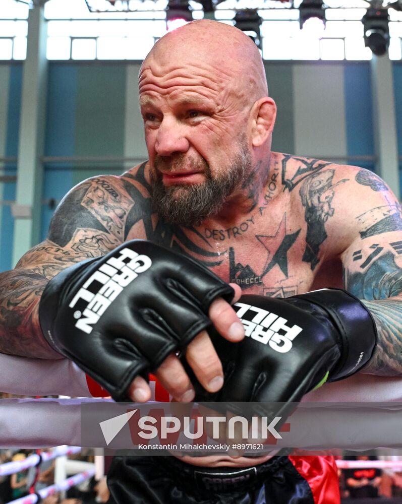 Russia Mixed Martial Arts Show