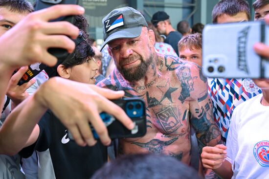 Russia Mixed Martial Arts Show