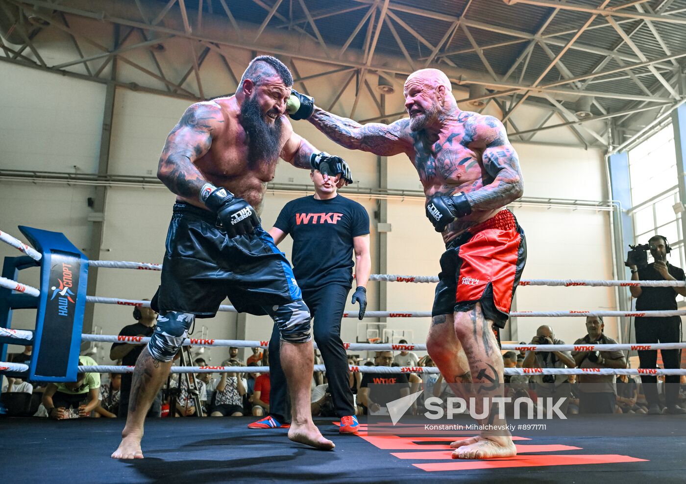 Russia Mixed Martial Arts Show