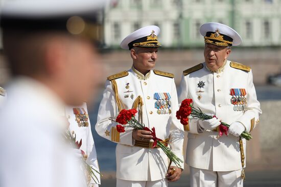 Russia Navy Day Flower Laying