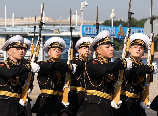 Russia Navy Day Flower Laying
