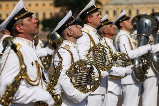 Russia Navy Day Flower Laying
