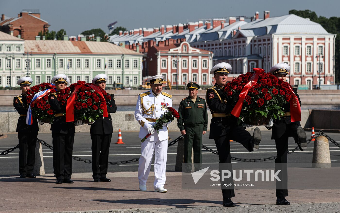 Russia Navy Day Flower Laying