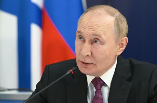 Russia Putin Northwestern Federal District