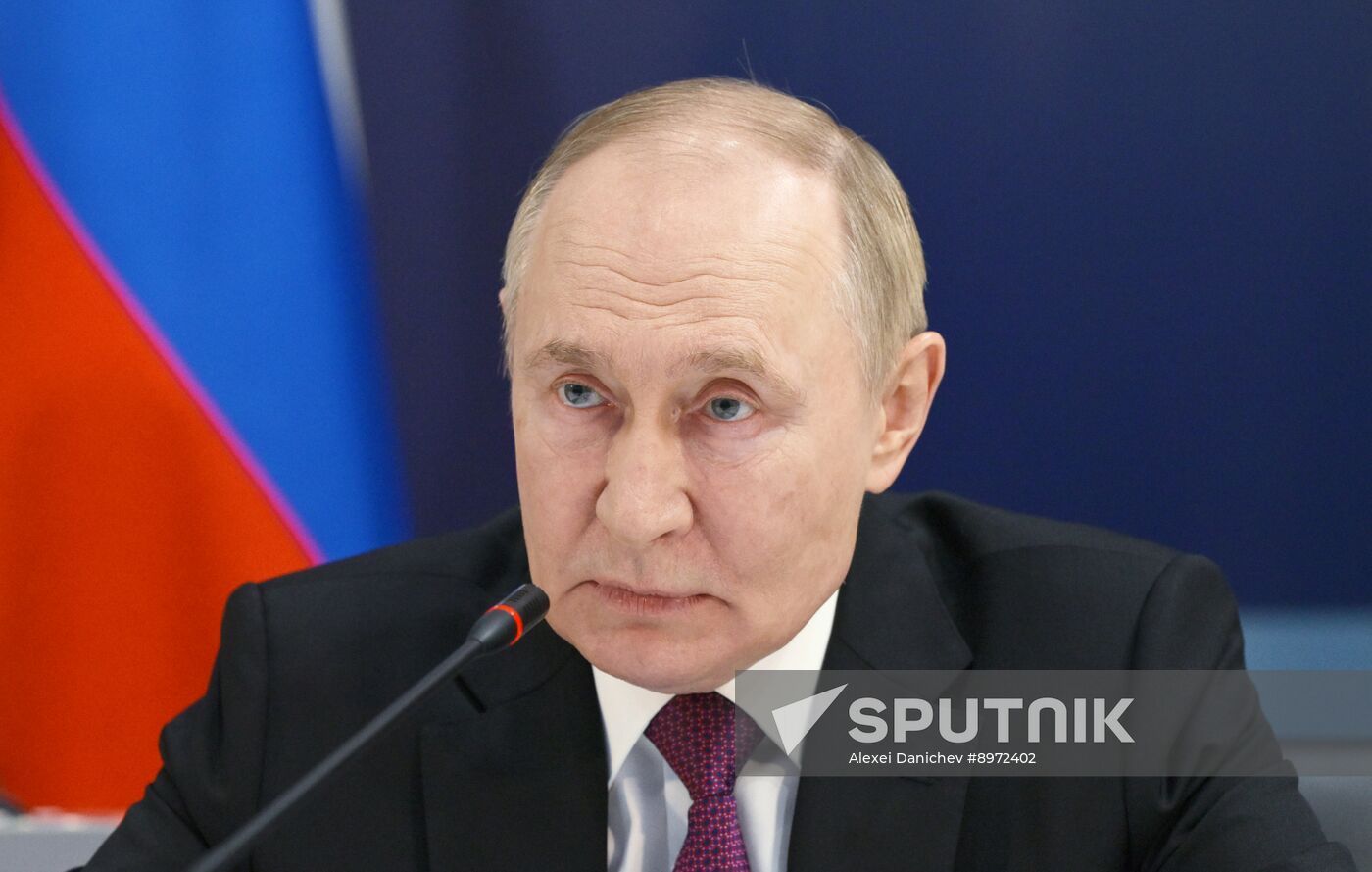 Russia Putin Northwestern Federal District