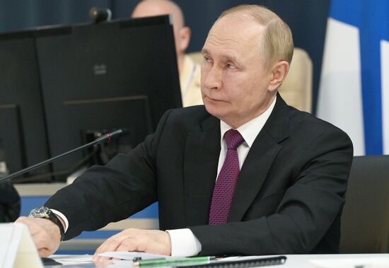 Russia Putin Northwestern Federal District
