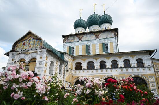 Russia Religion All Merciful Savior Icon Procession
