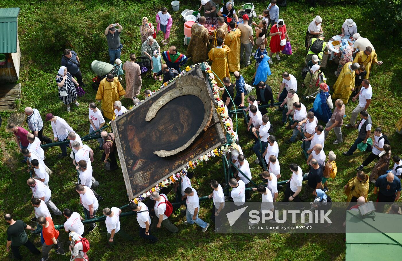 Russia Religion All Merciful Savior Icon Procession