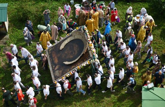 Russia Religion All Merciful Savior Icon Procession
