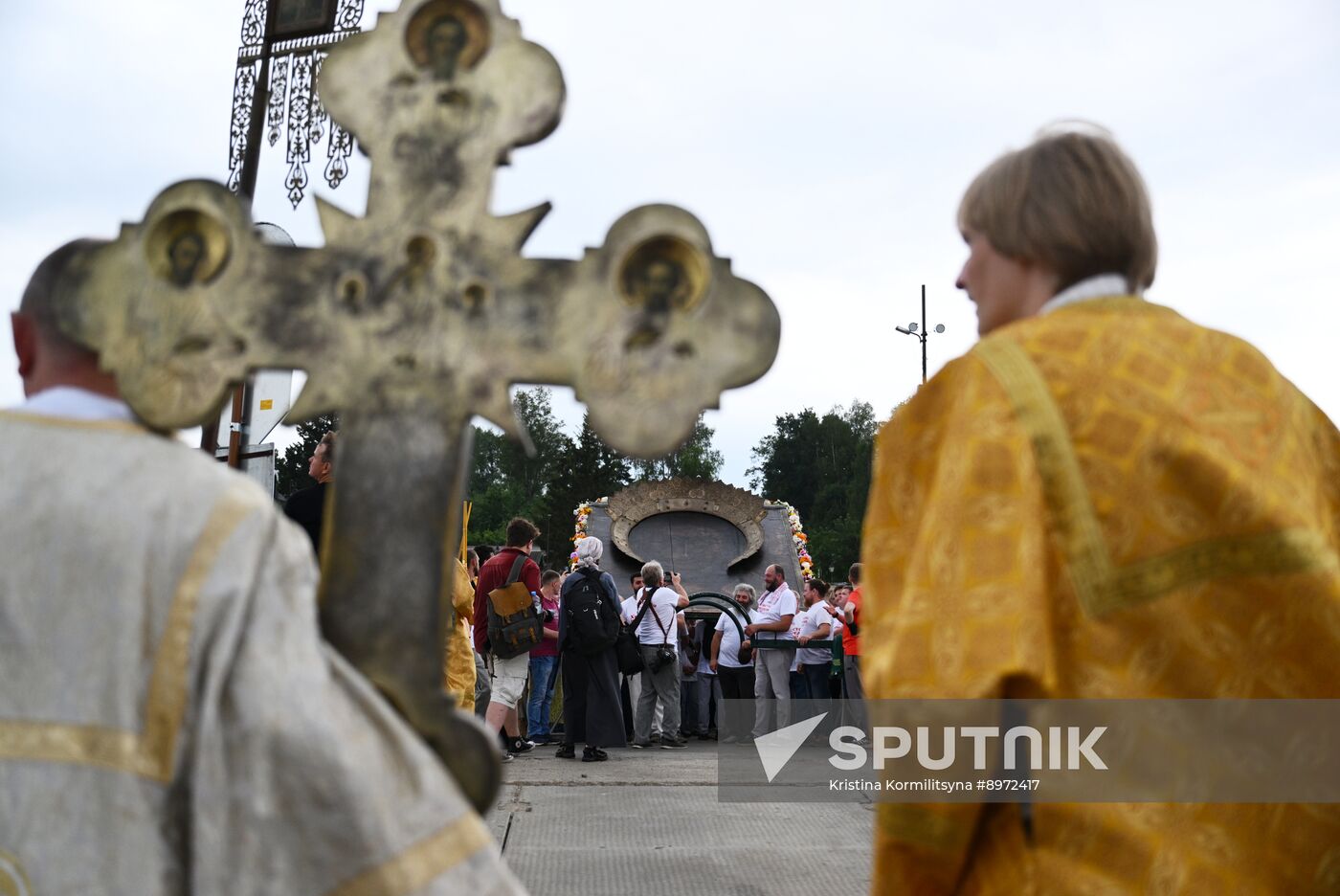 Russia Religion All Merciful Savior Icon Procession