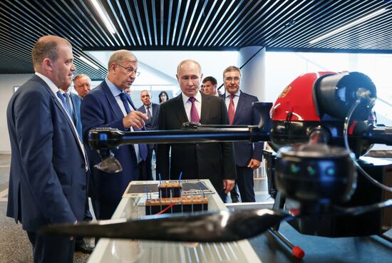 Russia Putin Northwestern Federal District