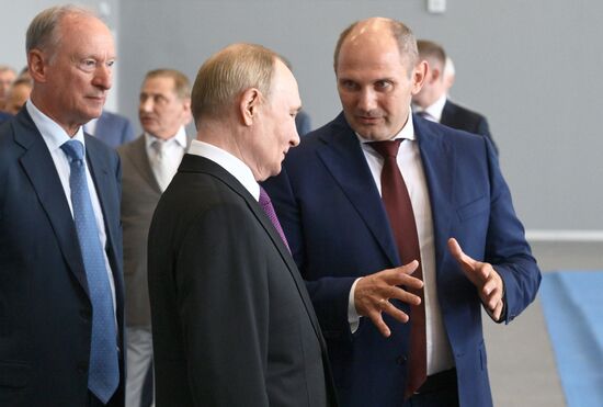 Russia Putin Northwestern Federal District