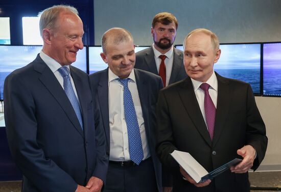 Russia Putin Northwestern Federal District