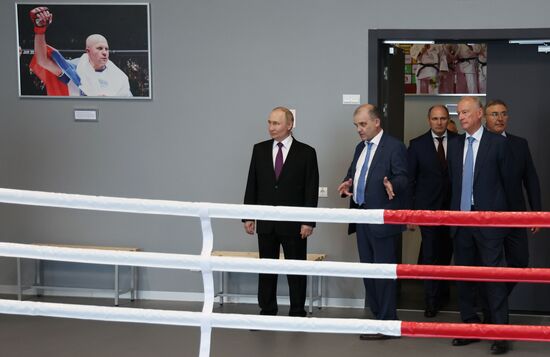 Russia Putin Northwestern Federal District