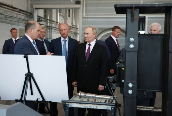 Russia Putin Northwestern Federal District