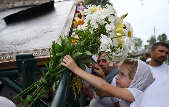Russia Religion All Merciful Savior Icon Procession