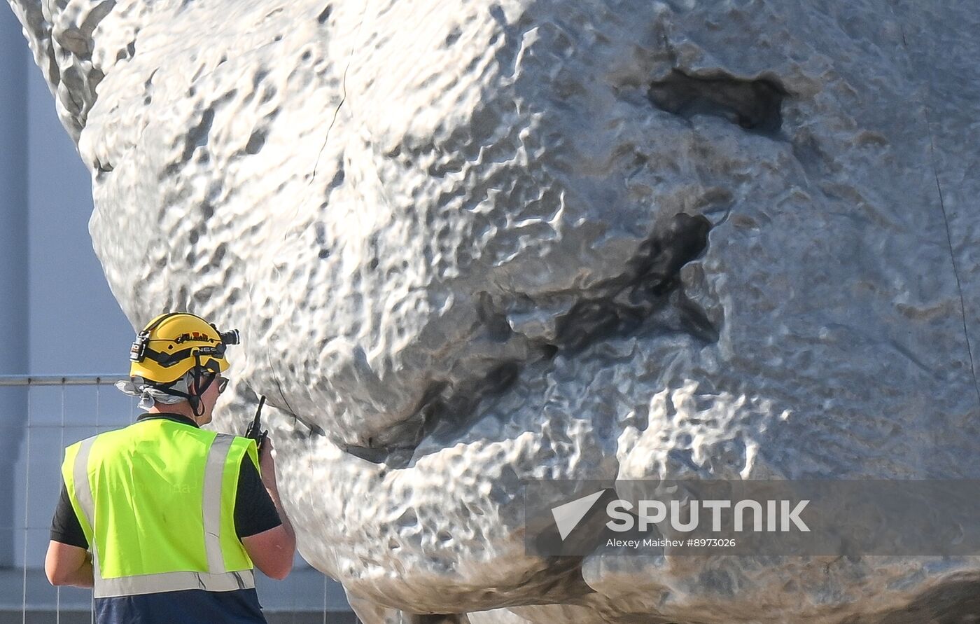 Russia Art Big Clay Sculpture Dismantling