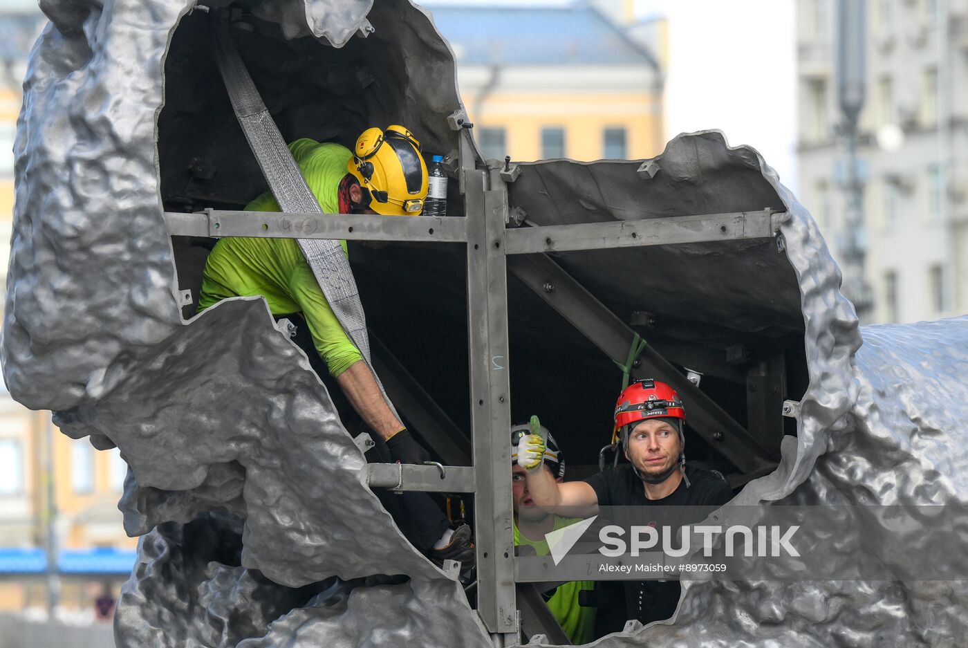 Russia Art Big Clay Sculpture Dismantling
