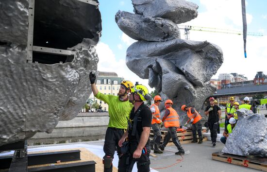 Russia Art Big Clay Sculpture Dismantling