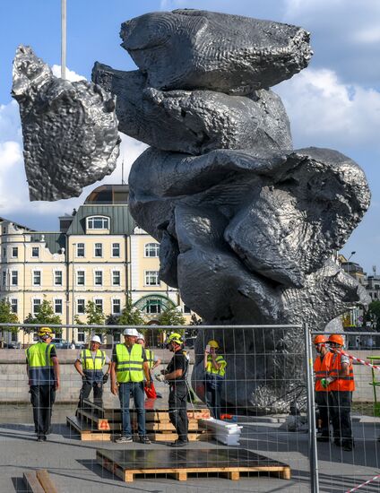 Russia Art Big Clay Sculpture Dismantling