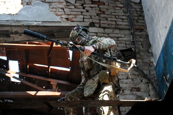 Russia Ukraine Military Operation Snipers Training