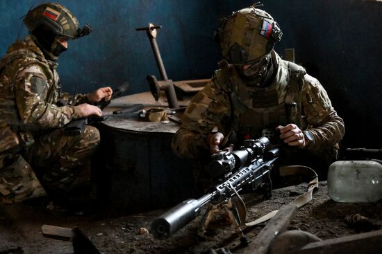 Russia Ukraine Military Operation Snipers Training