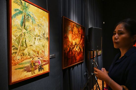 Russia Vietnamese Lacquer Painting Exhibition