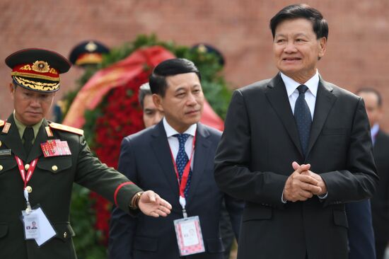 Russia Laos Wreath Laying
