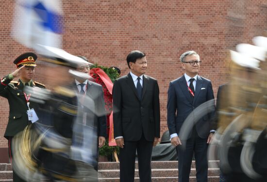Russia Laos Wreath Laying