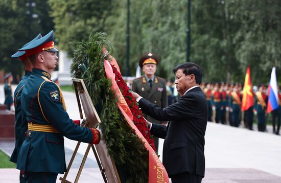 Russia Laos Wreath Laying