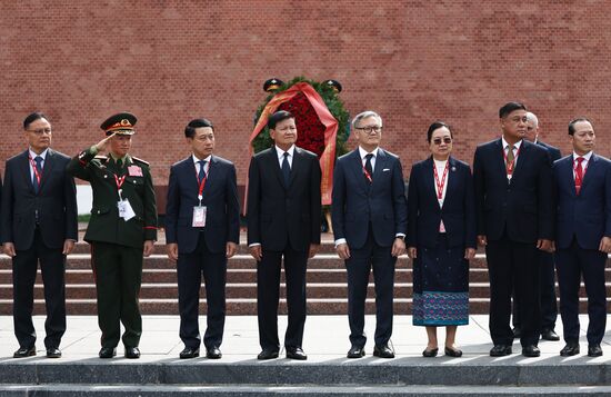 Russia Laos Wreath Laying