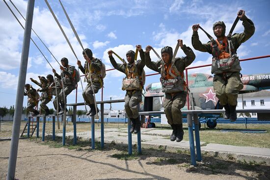 Russia Crimea Airborne Forces Training