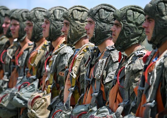 Russia Crimea Airborne Forces Training