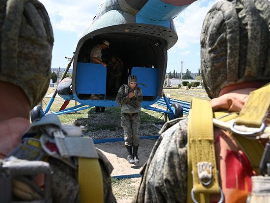 Russia Crimea Airborne Forces Training