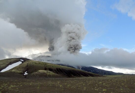 Russia Volcano Eruption