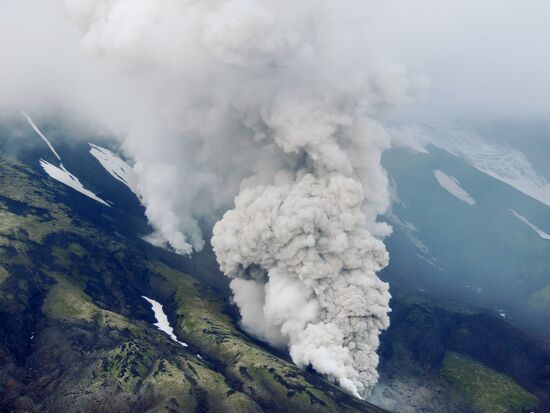 Russia Volcano Eruption
