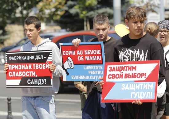Moldova Gagauzia Head Trial